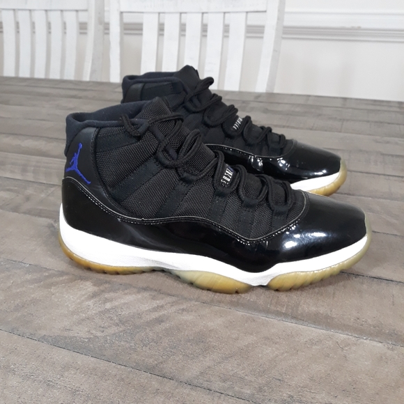 Jordan Other - Nike Air Jordan 11 Space Jam Sneakers Sz 10